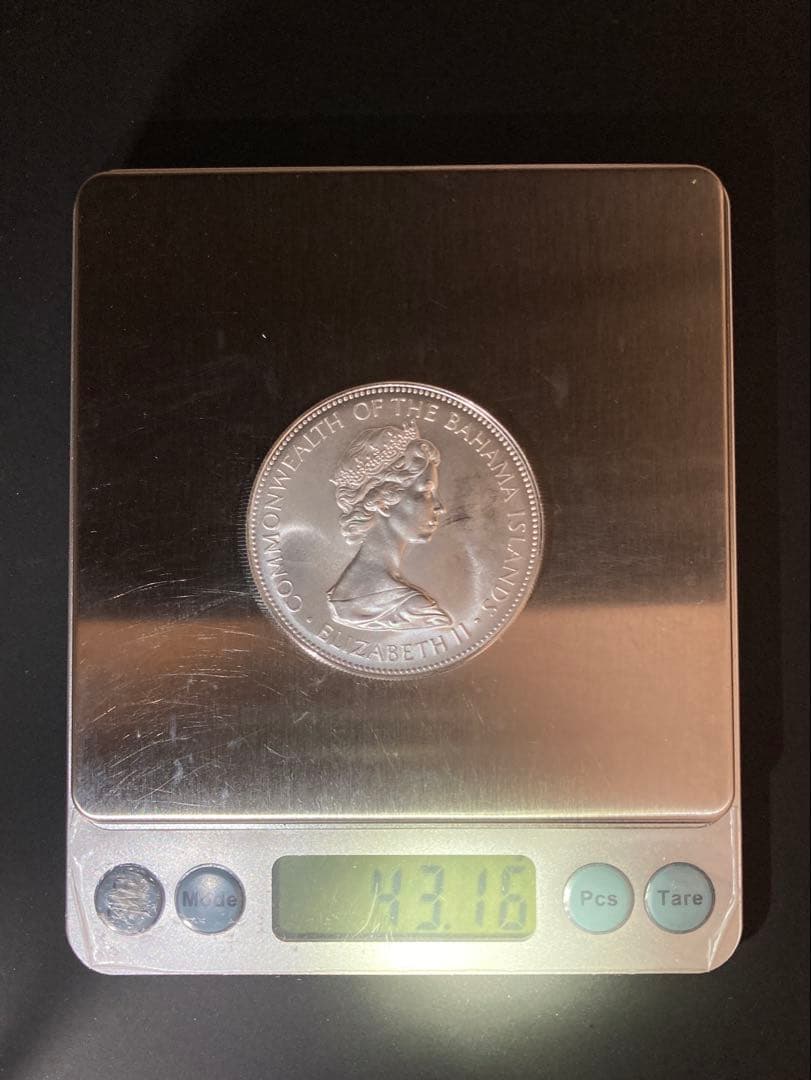 【バハマ】エリザベス 5ドル超大型銀貨(1973年)