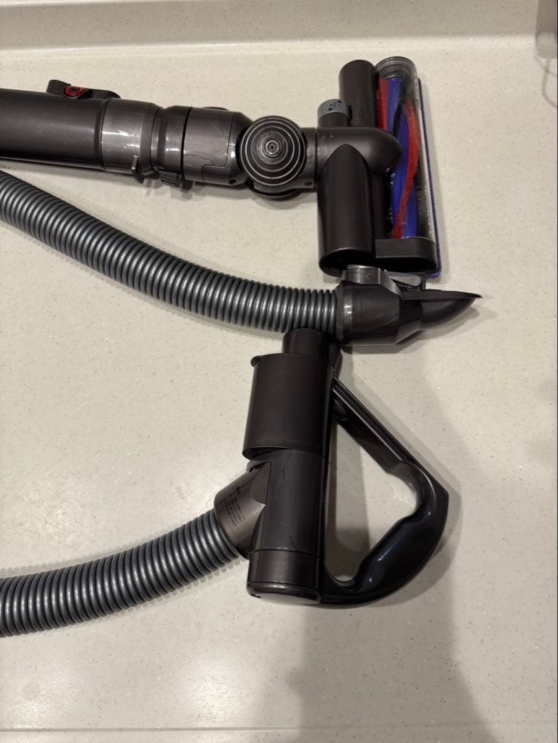 Dyson 電気掃除機DC48