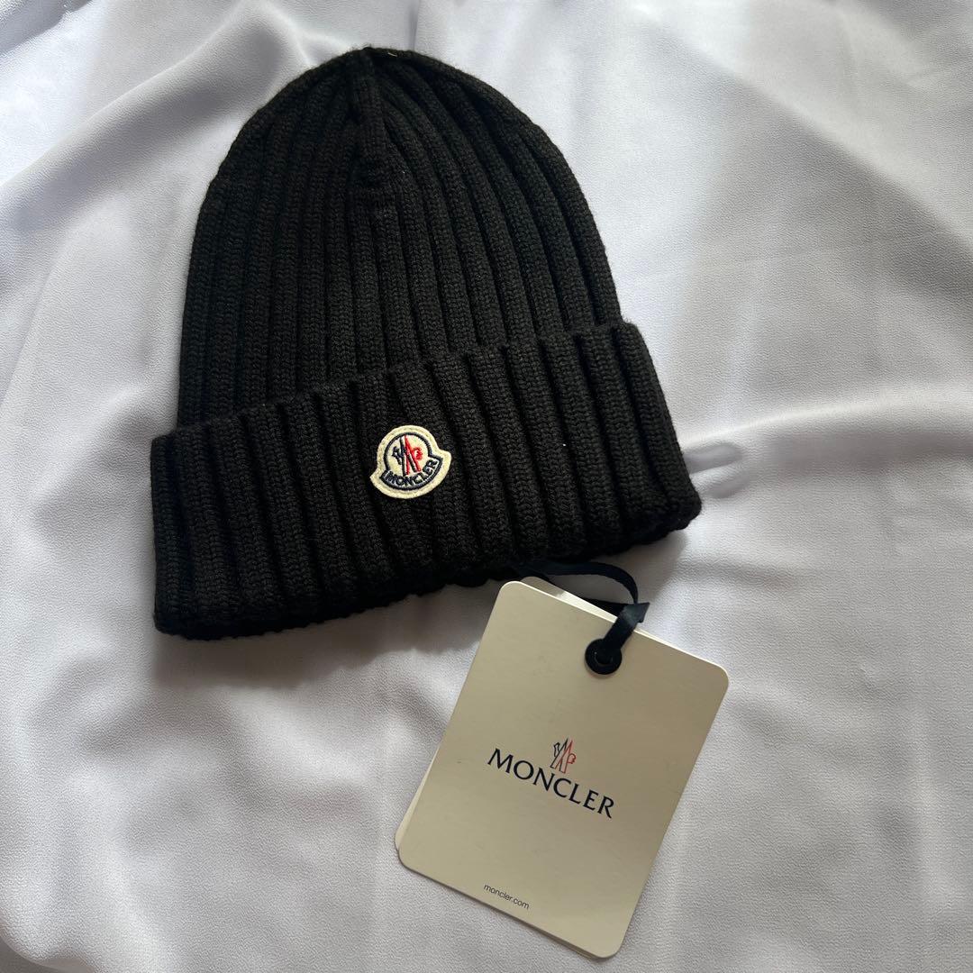 モンクレール　ニット帽　ビーニー　黒　新品