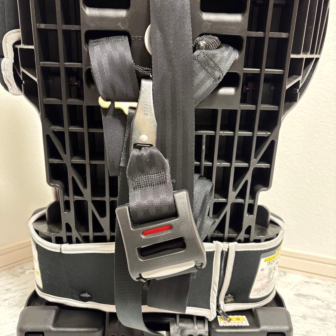 【美品】日本育児　トラベルベスト EC FIX ISOFIX　ブラック
