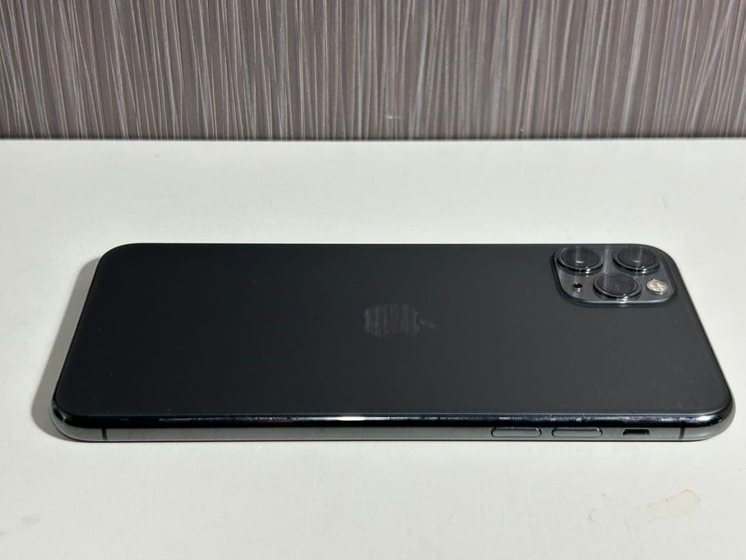 Apple iPhone 11 Pro max 64GBスペースグレー