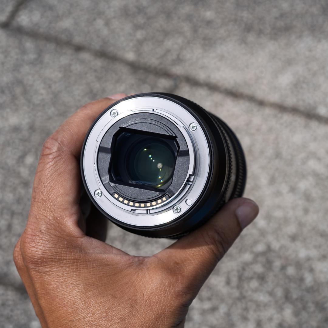 1*i様 [美品] SONY FE 20mm F1.8 G SEL20F18G