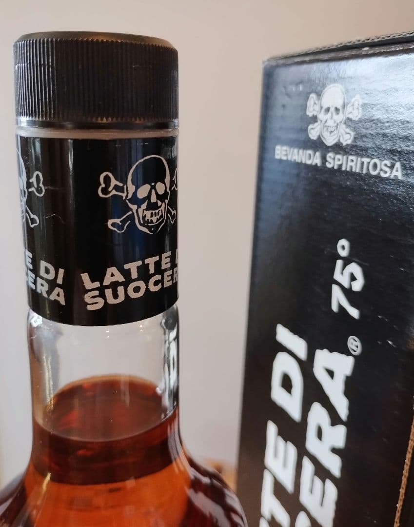 【更にお値下げ、早いもの勝ち】『幻のお酒』ラッテ.ディ.ソッチラ L箱付き