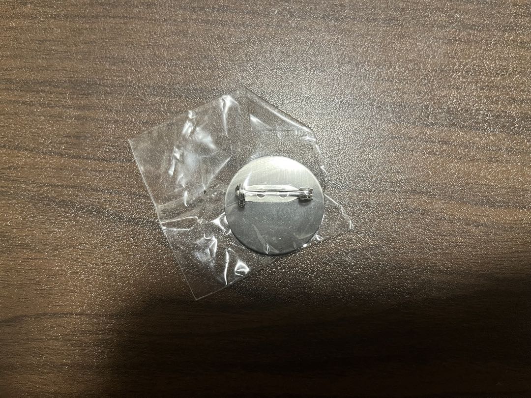 dominospizza ドミノピザ ピンバッジ　rarry 1000店舗記念