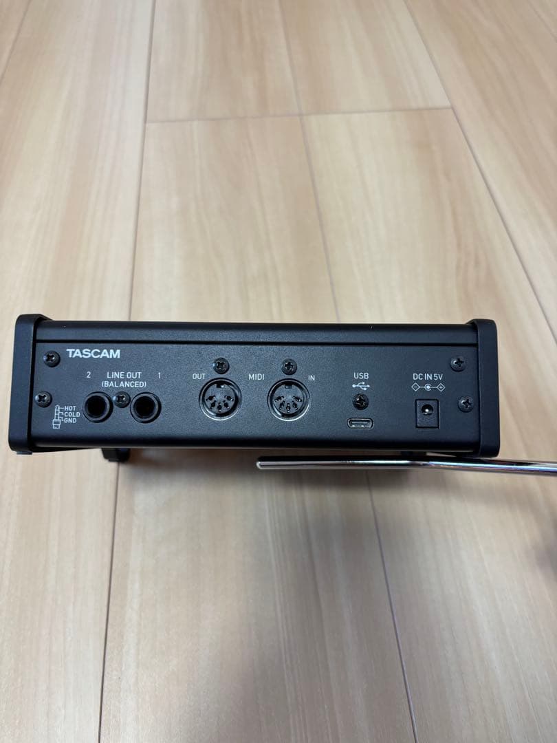 TASCAM US-2x2HR オーディオインターフェイス