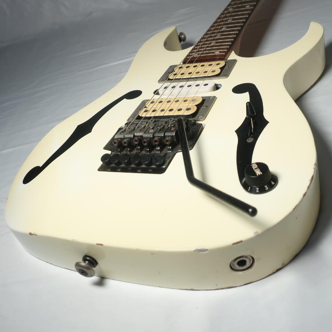 Ibanez PGM ポール・ギルバートモデル エレキギター ケース付