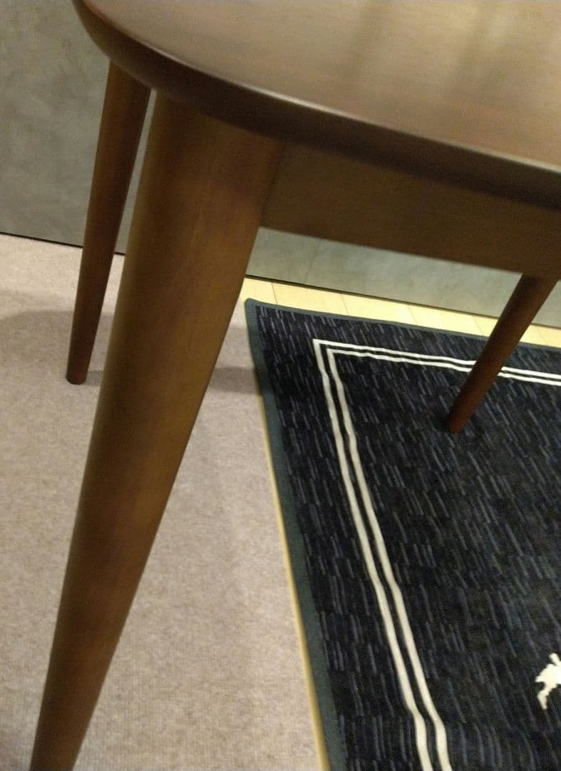 ニトリ ブラウン 木製 ダイニングテーブル 角丸