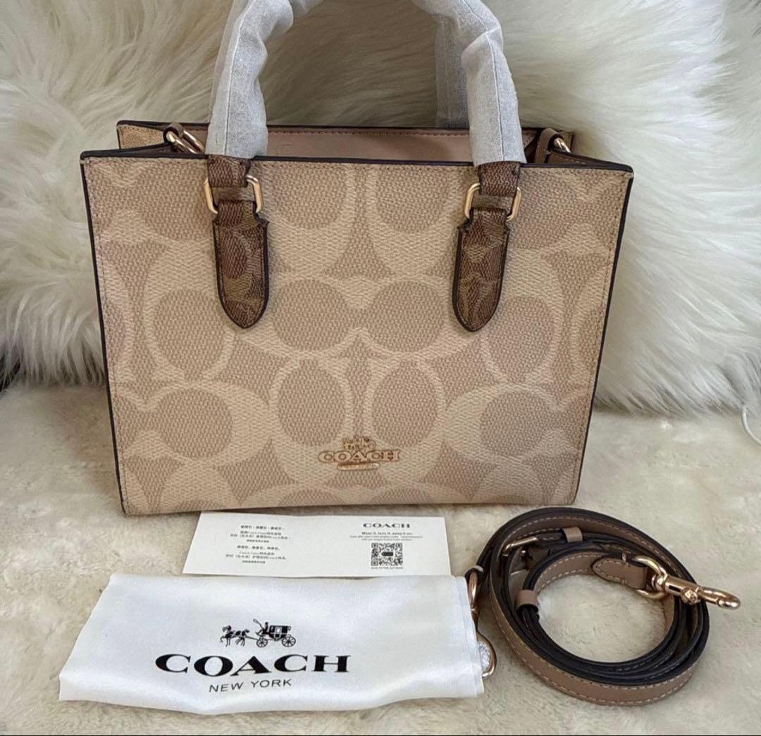COACH ベージュ レザーショルダーバッグアウトレット