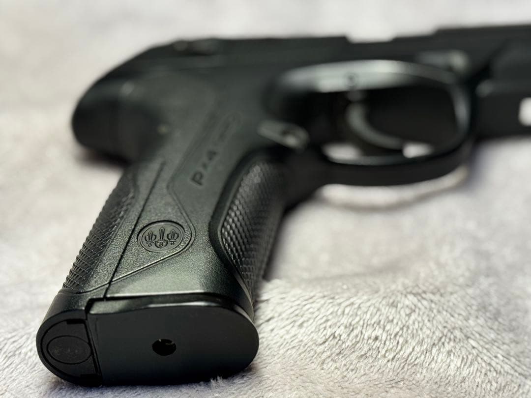 東京マルイ TOKYO MARUI Px4 ガスブローバックガン　対象18歳以上