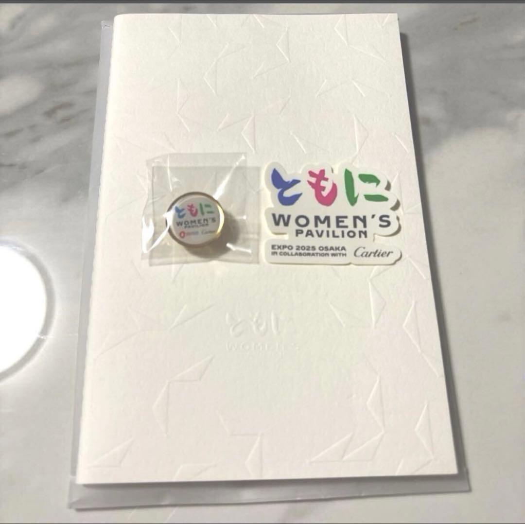 万博　ウィメンズ　パピリオン　配布品ノベルティCartier ピンバッジ