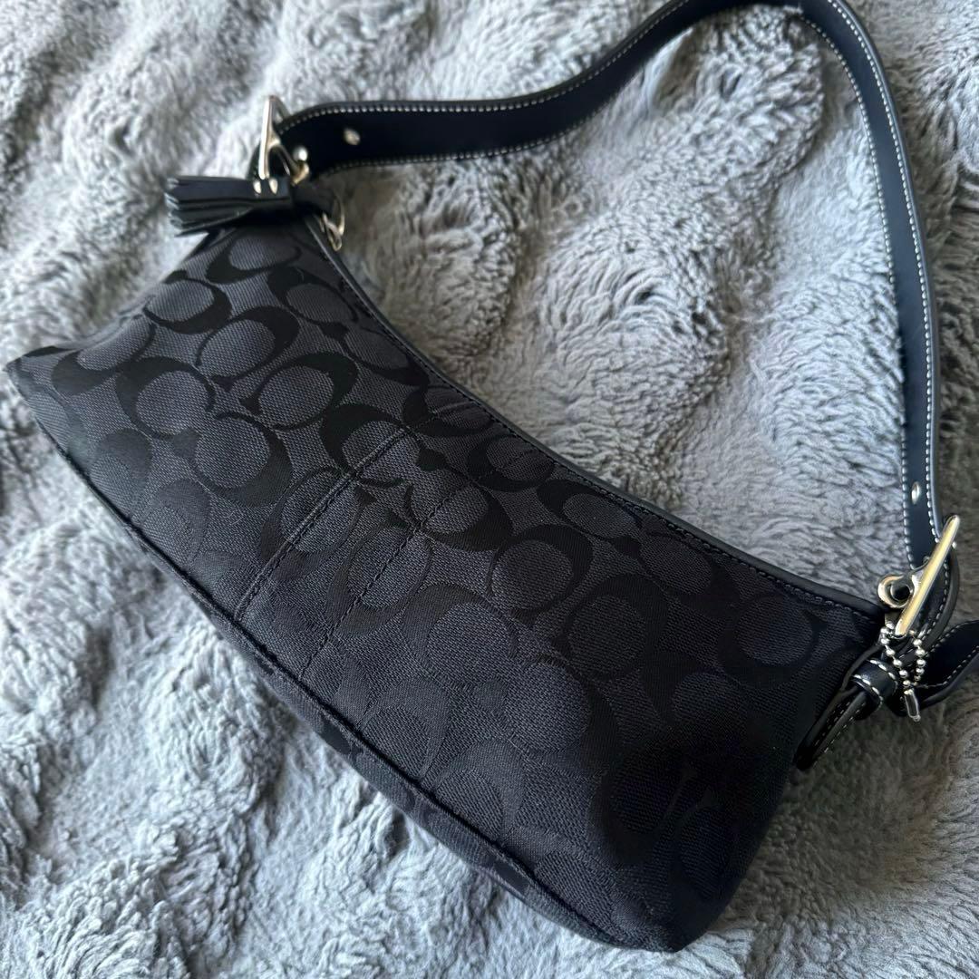 未使用級 coach コーチ ワンショルダーバッグ シグネチャー 黒 6371