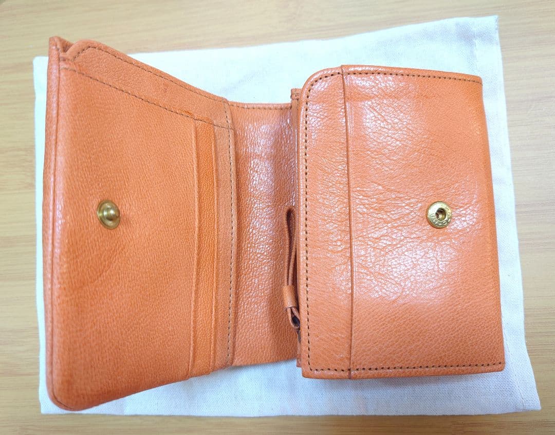 未使用 [genten /ゲンテン] ゴート 二つ折り財布 本革 折り財布 財布