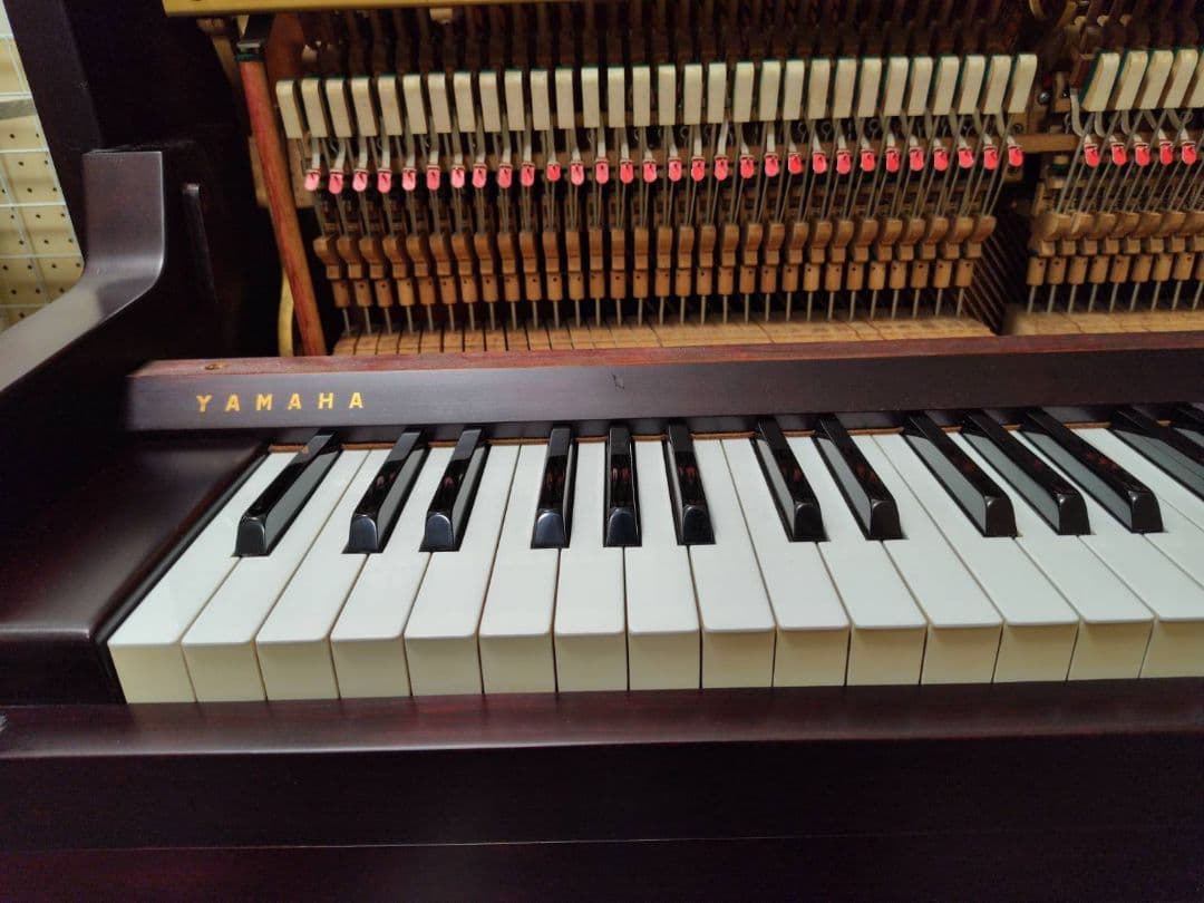 お年玉値下げ！YAMAHA　アップライトピアノ　U1D