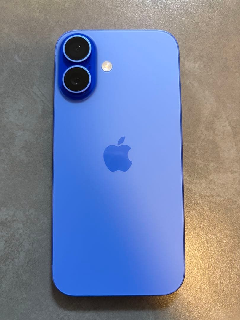 ふ*も様 【美品】iPhone16 ウルトラマリン 128GB SIMフリー