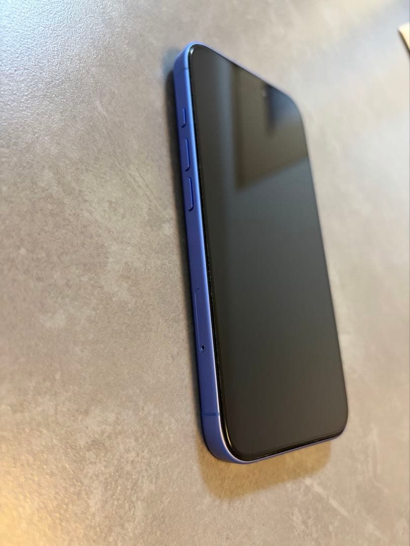 ふ*も様 【美品】iPhone16 ウルトラマリン 128GB SIMフリー