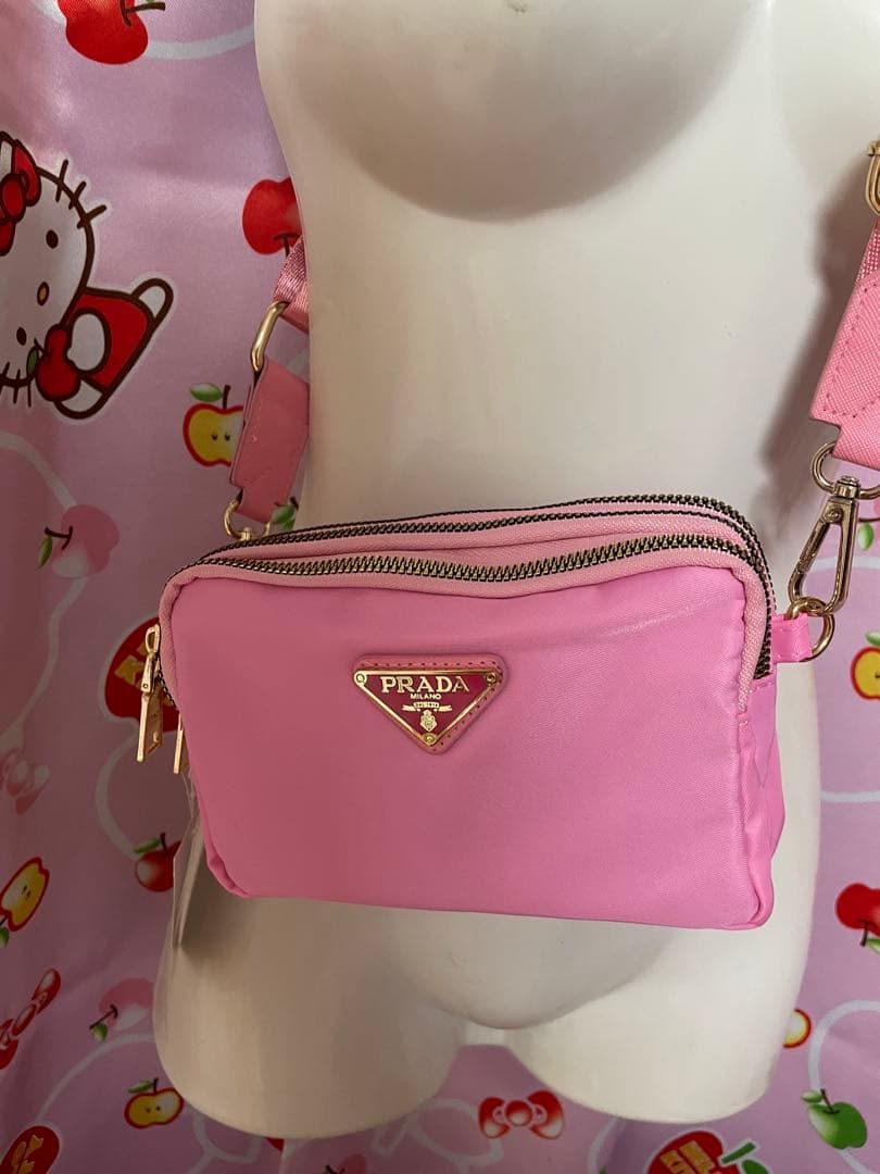 PRADA ピンク ショルダーバッグ