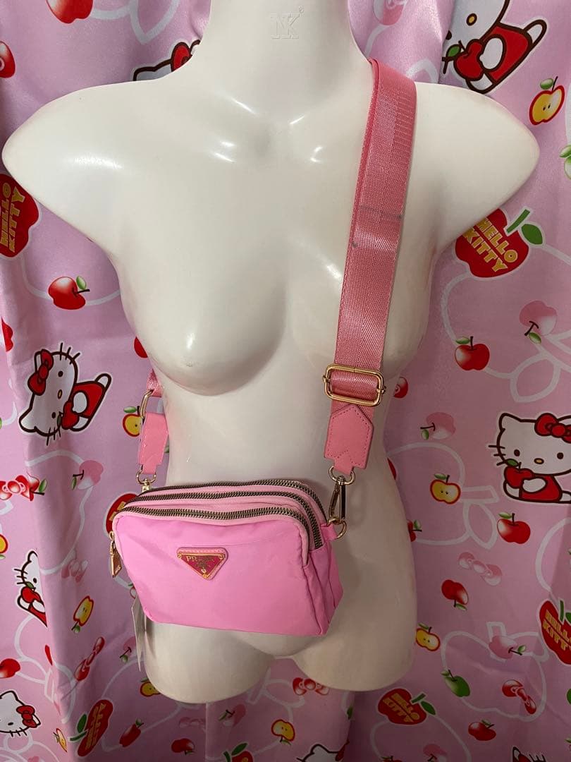 PRADA ピンク ショルダーバッグ