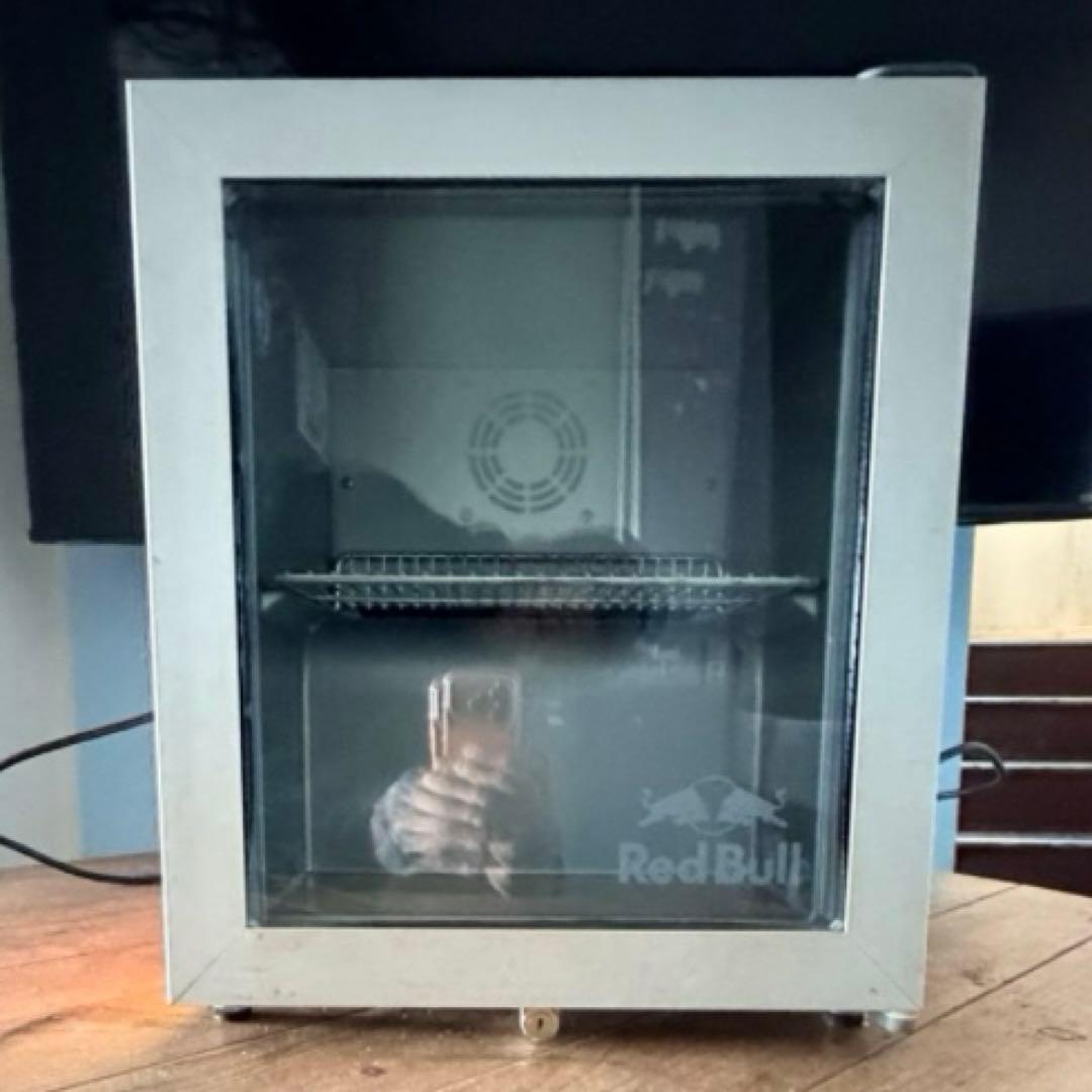 Red Bull 冷蔵庫 コンパクトサイズ