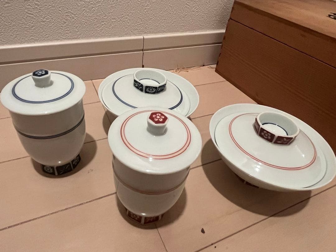 有田焼 寿峰　蓋付き湯呑　蓋付きお茶碗