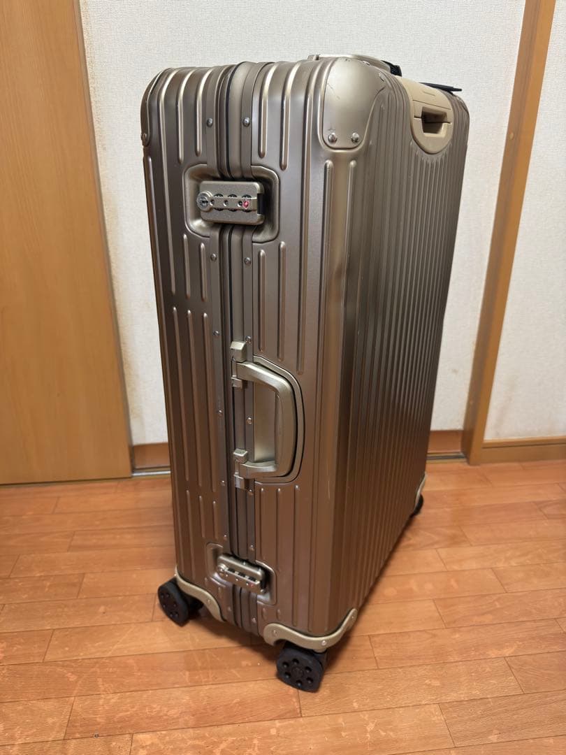 RIMOWA オリジナル チェックイン L チタニウム86L