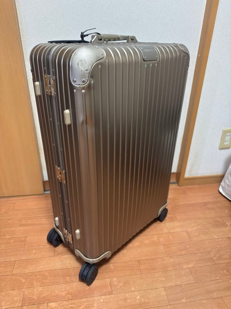 RIMOWA オリジナル チェックイン L チタニウム86L
