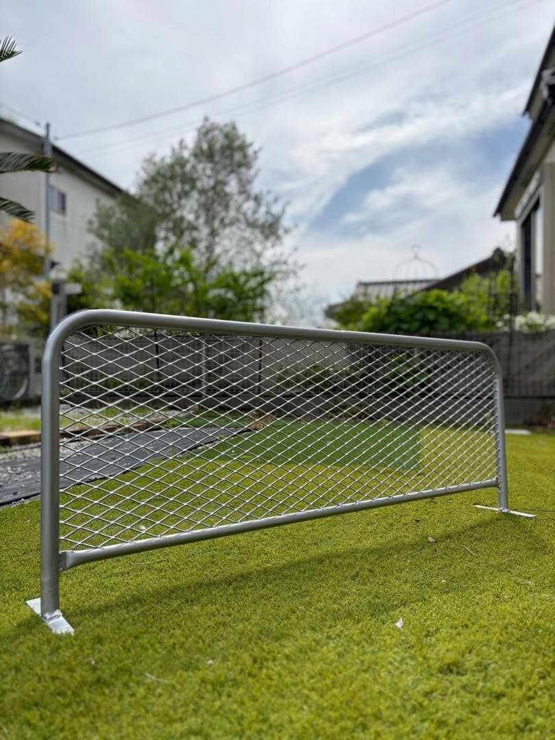 とも アメリカンフェンス風　バリケード700×300シルバー