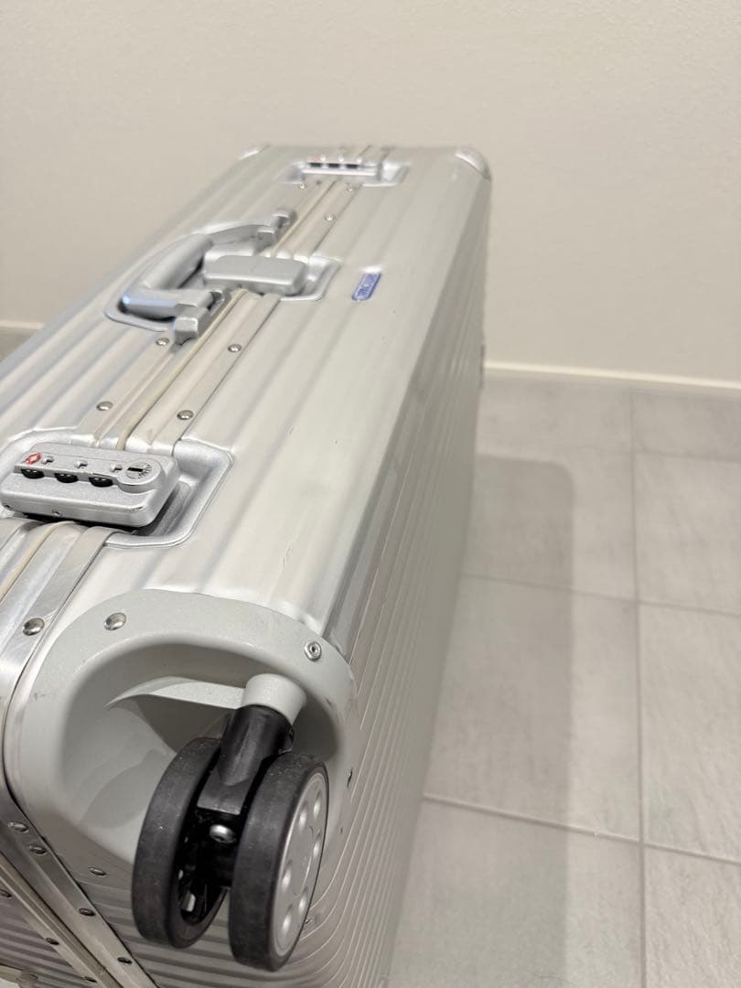 【廃盤品】リモワ トパーズ 93270 82ℓ 4輪 スーツケース