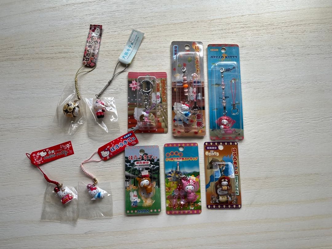 ハローキティ ストラップセット 複数デザイン　約176個