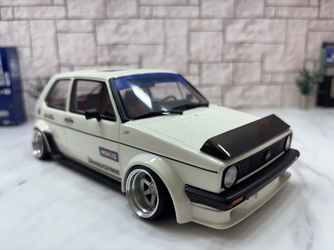 1/18ミニカー ワーゲンゴルフ　ボルクレーシング深リムカスタム