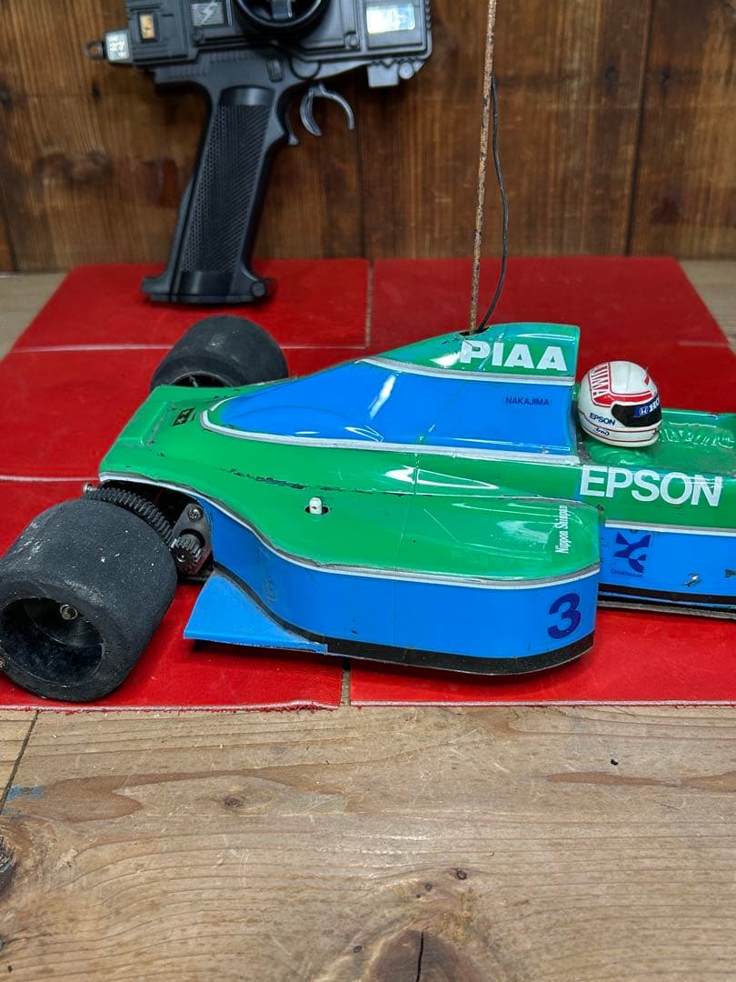 ラジコン　色々付いててお得です