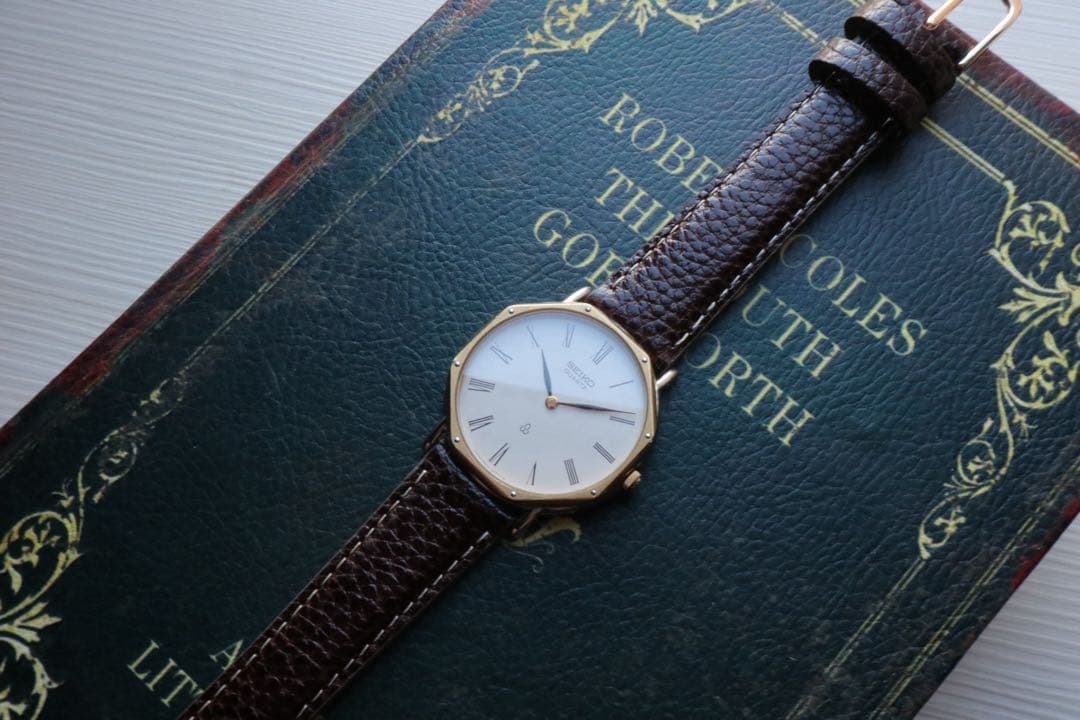 SEIKO tank シャリオ スイスセイコー 6020 オクタゴン 稼働品