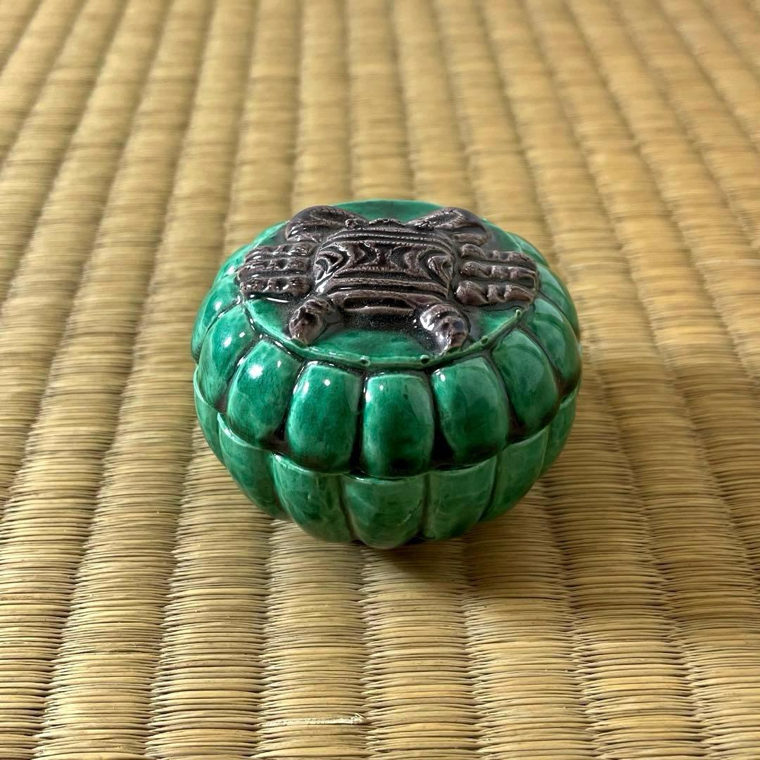 #XG441 陶芸家・中村翠嵐・香合・青交趾・交趾焼・鞠蟹文様・共箱栞布付・香合