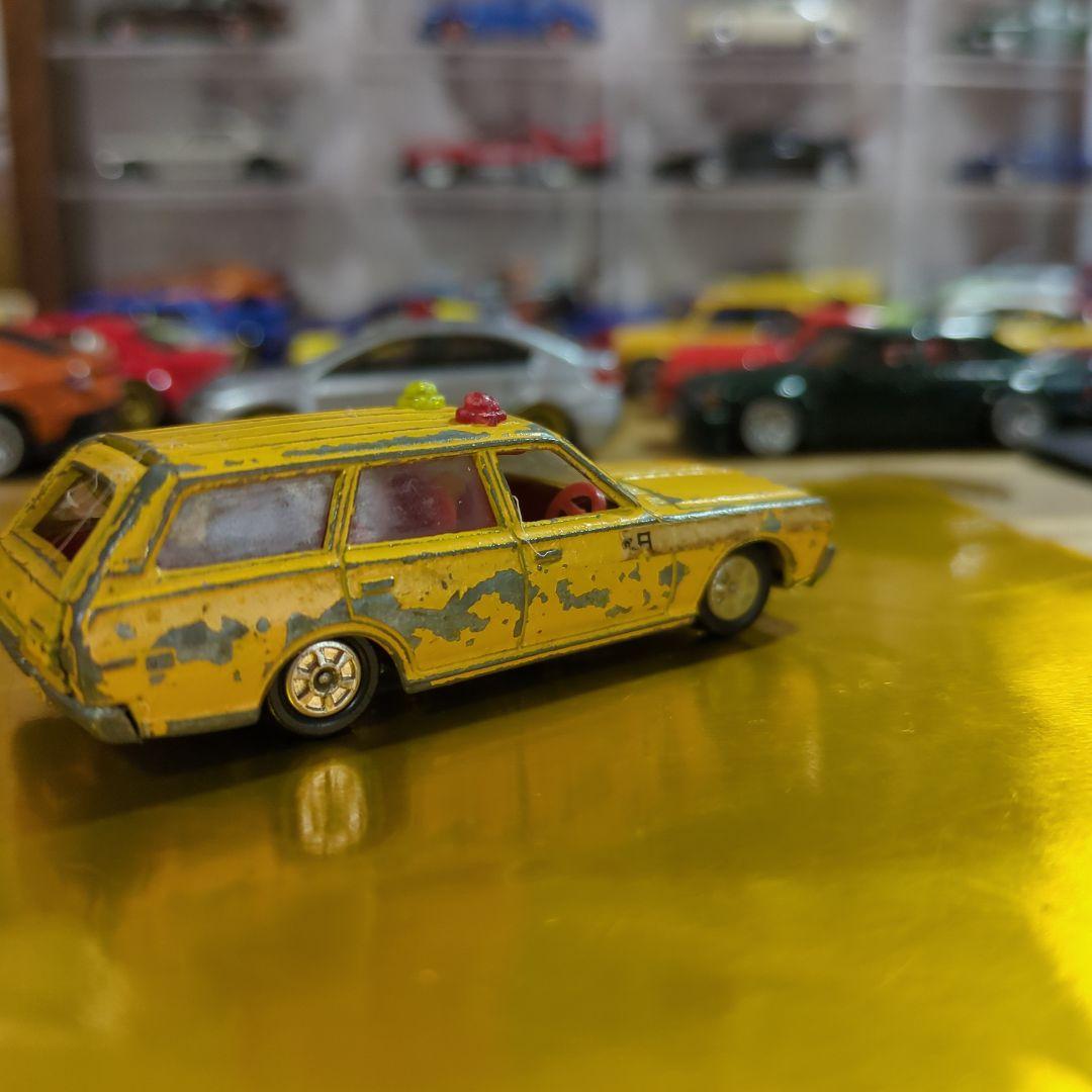 入手困難　地を這う働くシャコタン　セドリック　当時物　タイヤ回転