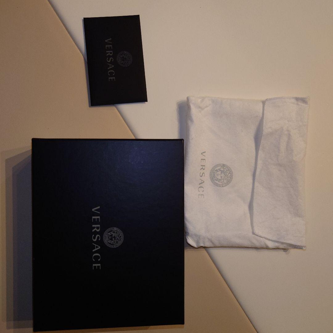 「チャチャ様」VERSACE 二つ折り財布