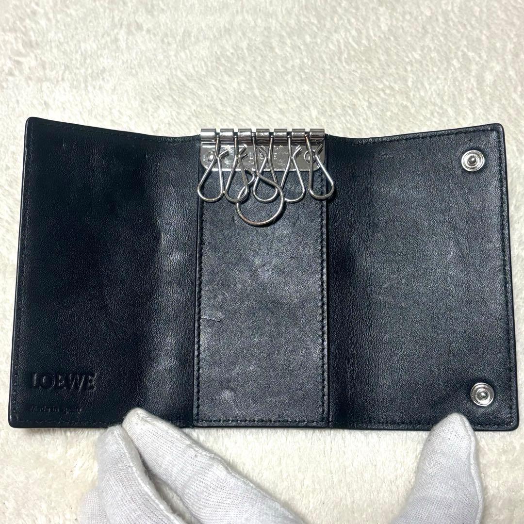 ロエベ　メンズ　キーケース　ブラック　ソフトグレインカーフ　６連　アナグラム