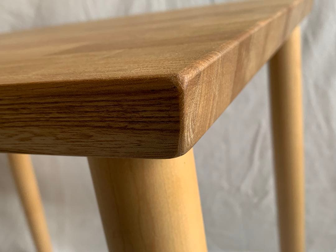 新品手作り、木製スクエアテーブル