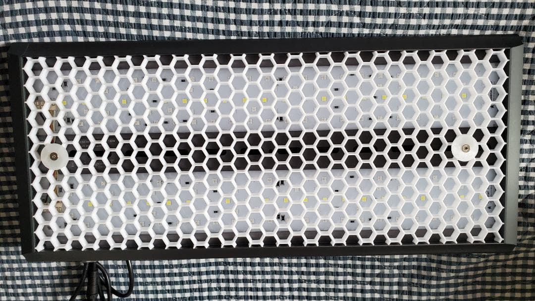 LEDSTAR　model:X60 (AQ-X60)　水槽ライト　4ヶ月間使用