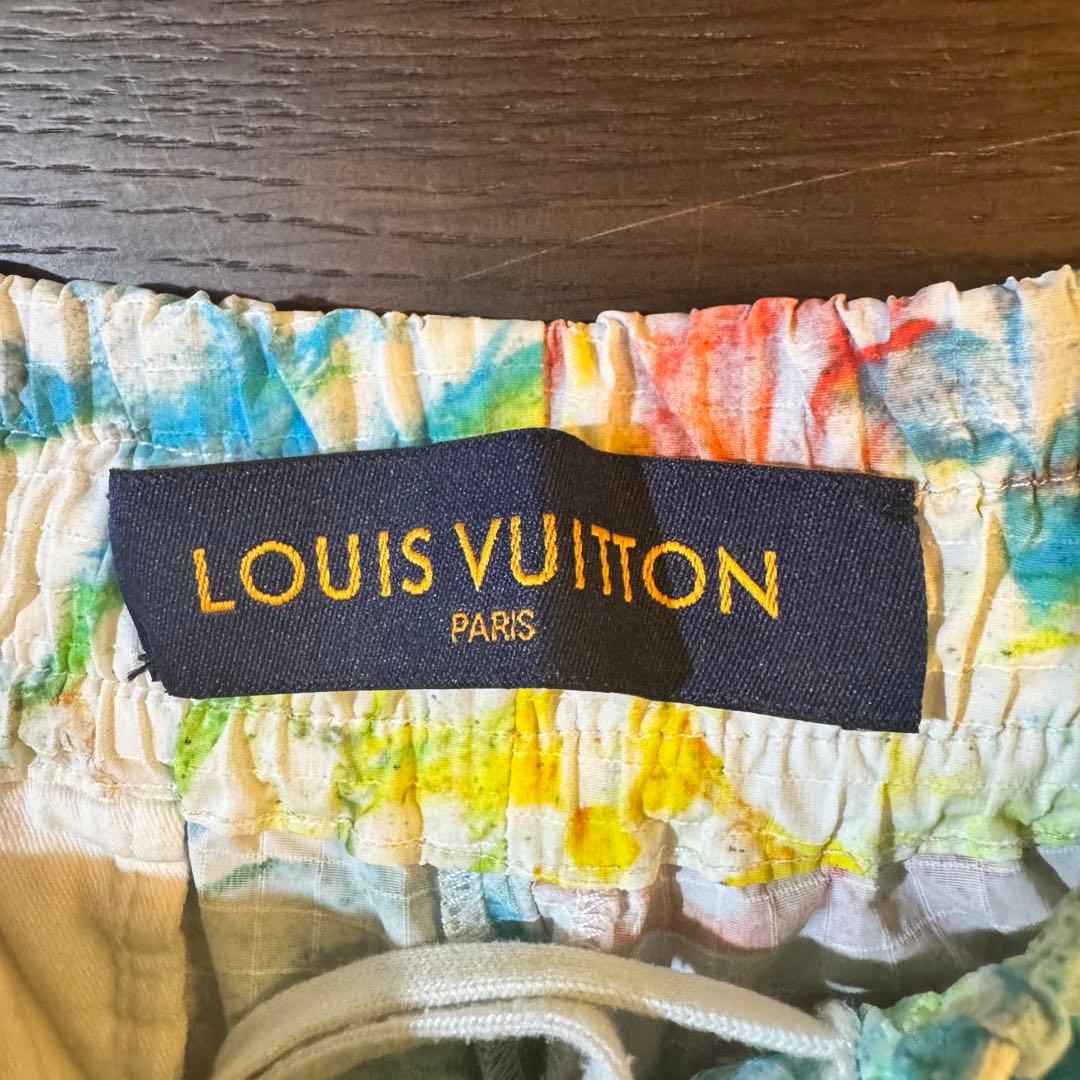 あひゃひゃLOUIS VUITTON 21SSショートパンツ