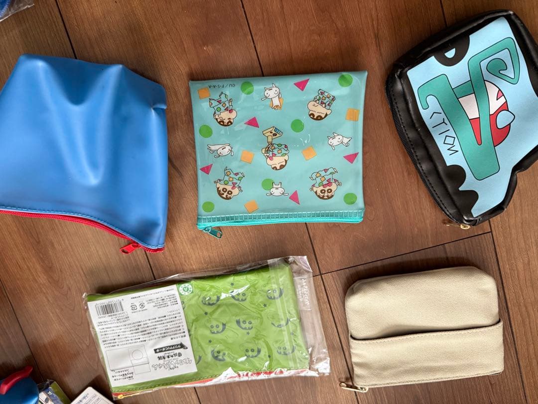 クレヨンしんちゃん フィギュアと雑貨セット　まとめ売り