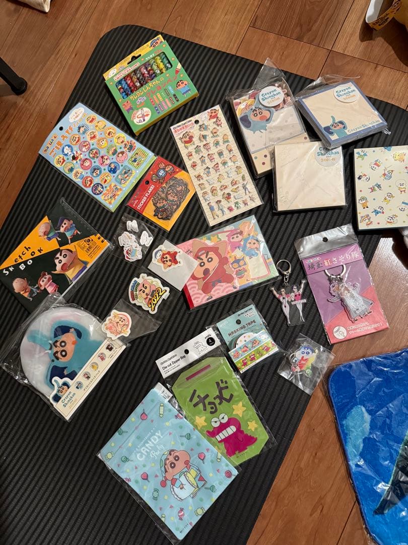 クレヨンしんちゃん フィギュアと雑貨セット　まとめ売り