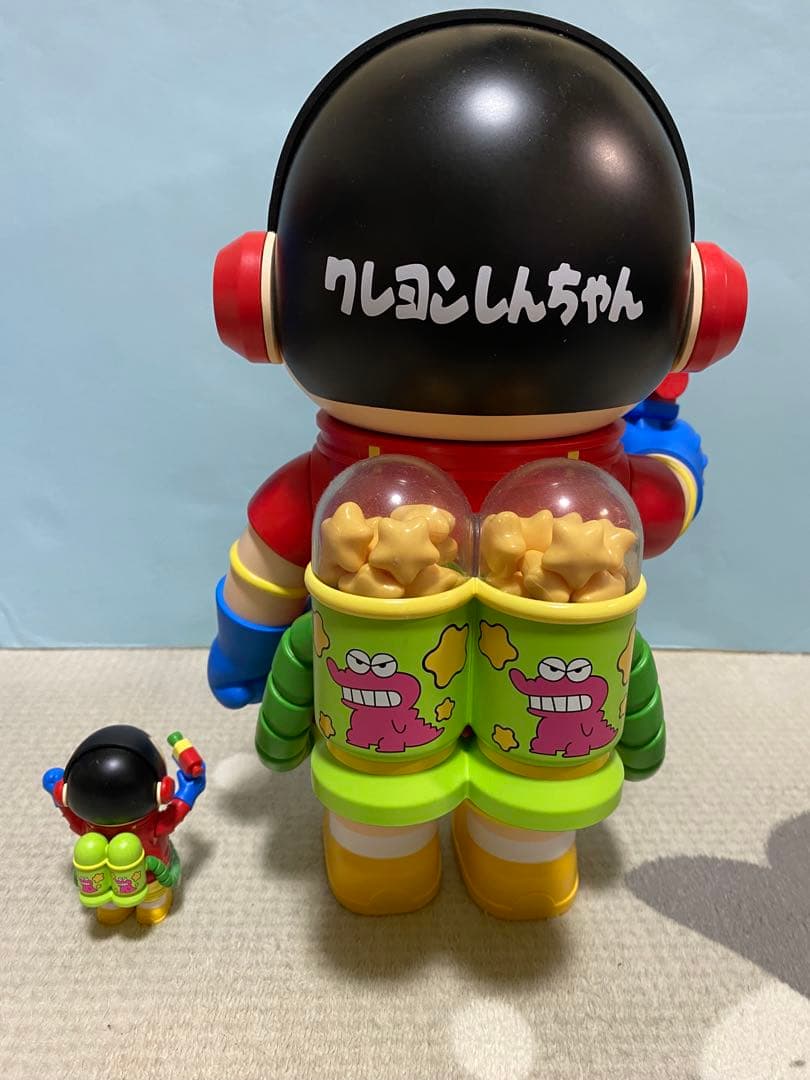 POPMART MEGA SPACE MOLLY 400% クレヨンしんちゃん