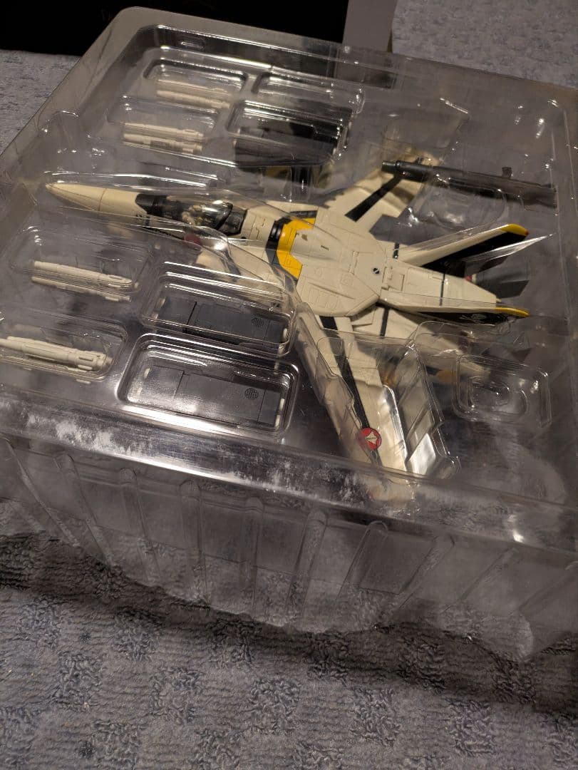 付属品なし　YAMATO １/４８ VF−１S ロイ・フォッカー マクロス