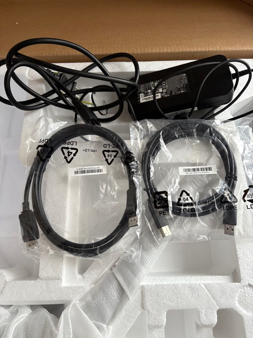 BenQ MOBIUZ EX2710R 湾曲ゲーミングモニター