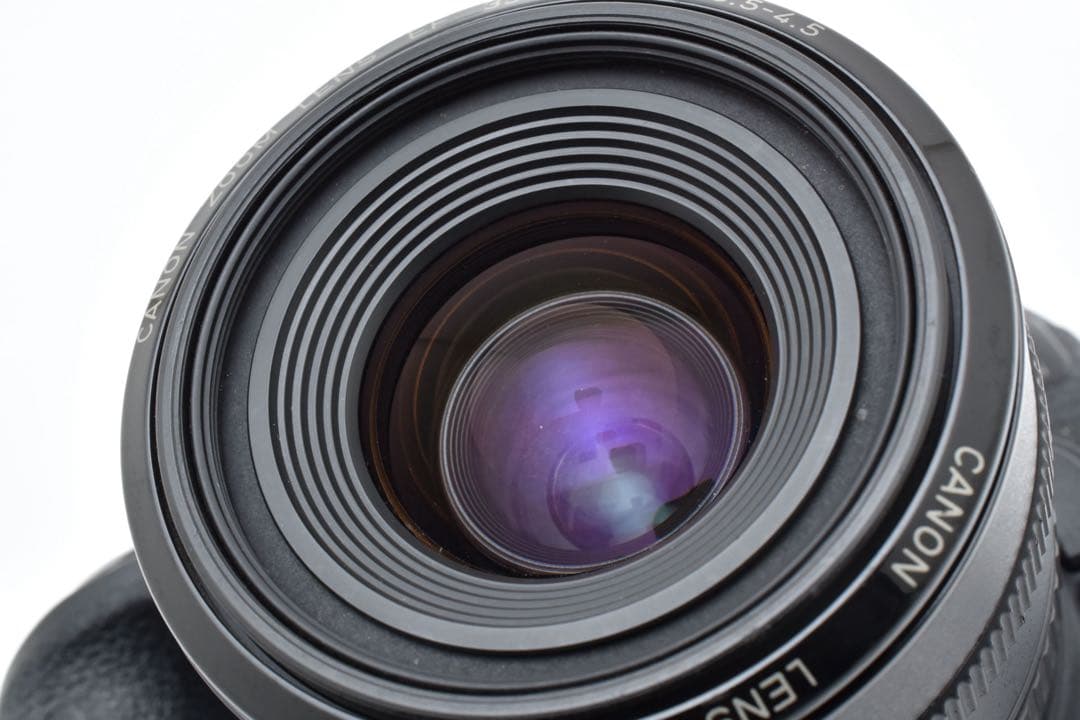 デジタル一眼レフカメラCANON EOS Kiss X9i標準レンズセット