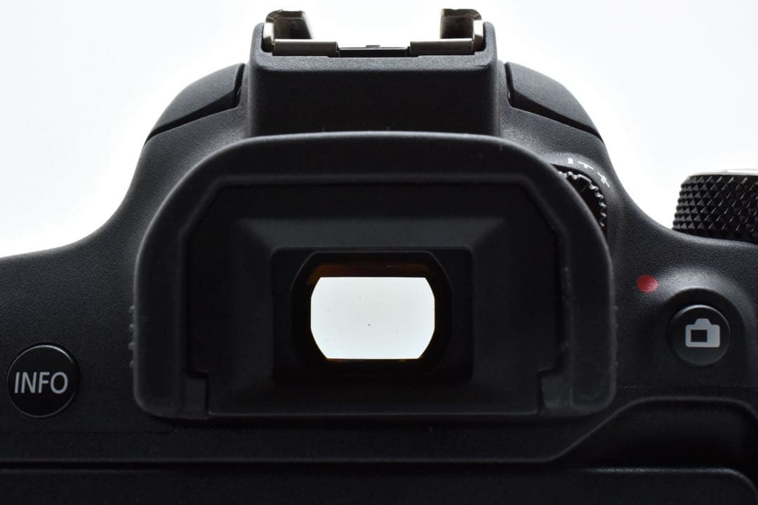 デジタル一眼レフカメラCANON EOS Kiss X9i標準レンズセット