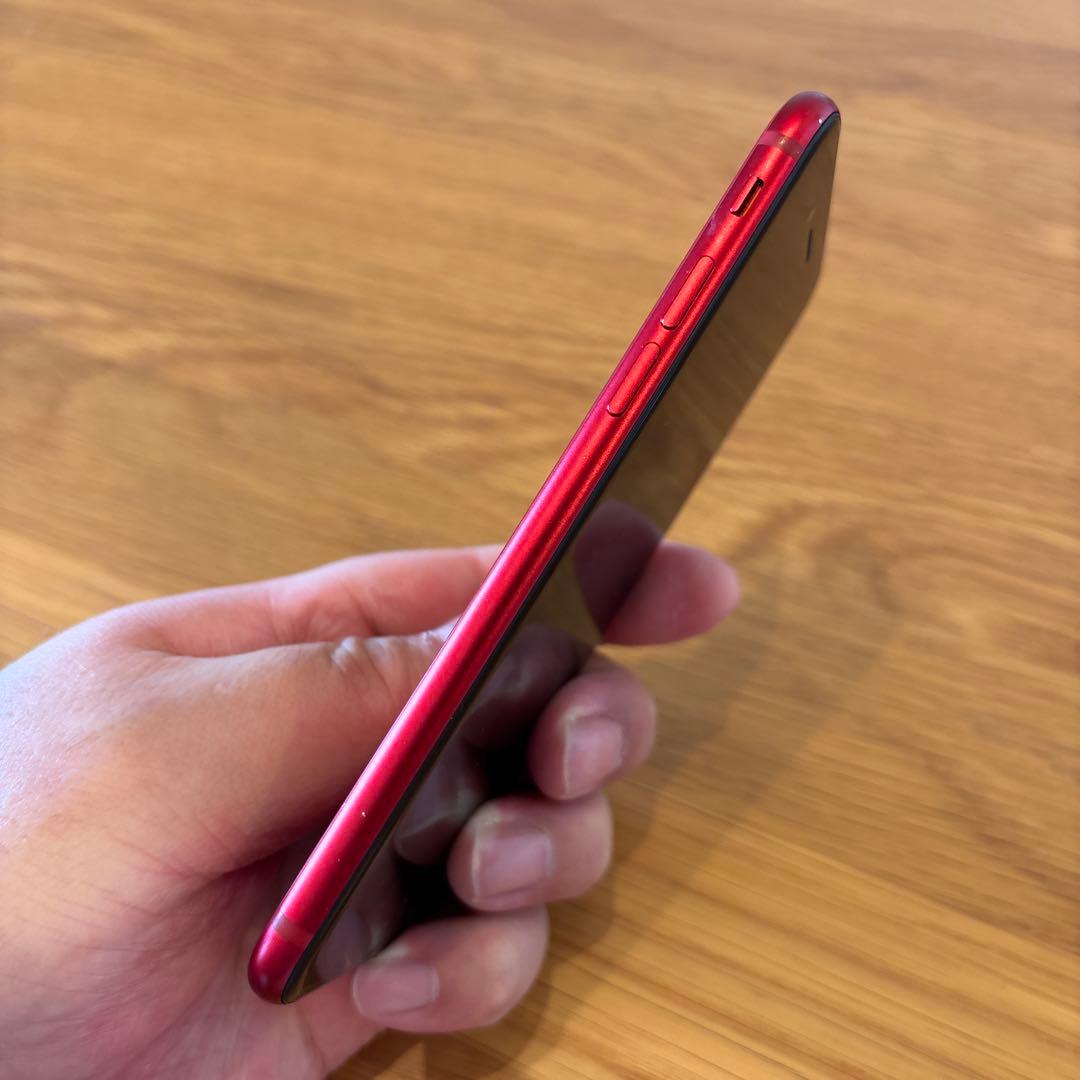 Apple iPhone SE (第3世代) PRODUCT(RED) 本体