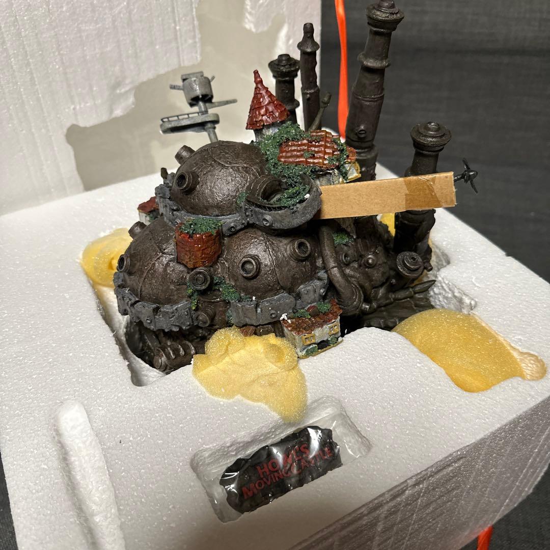 ハウルの動く城　ジオラマ　フィギュア　スタジオジブリ