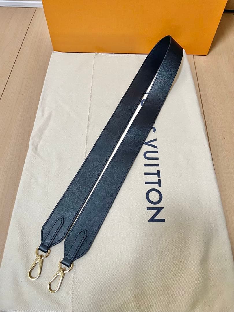 ルイヴィトン ショルダーストラップ ブラック ゴールド