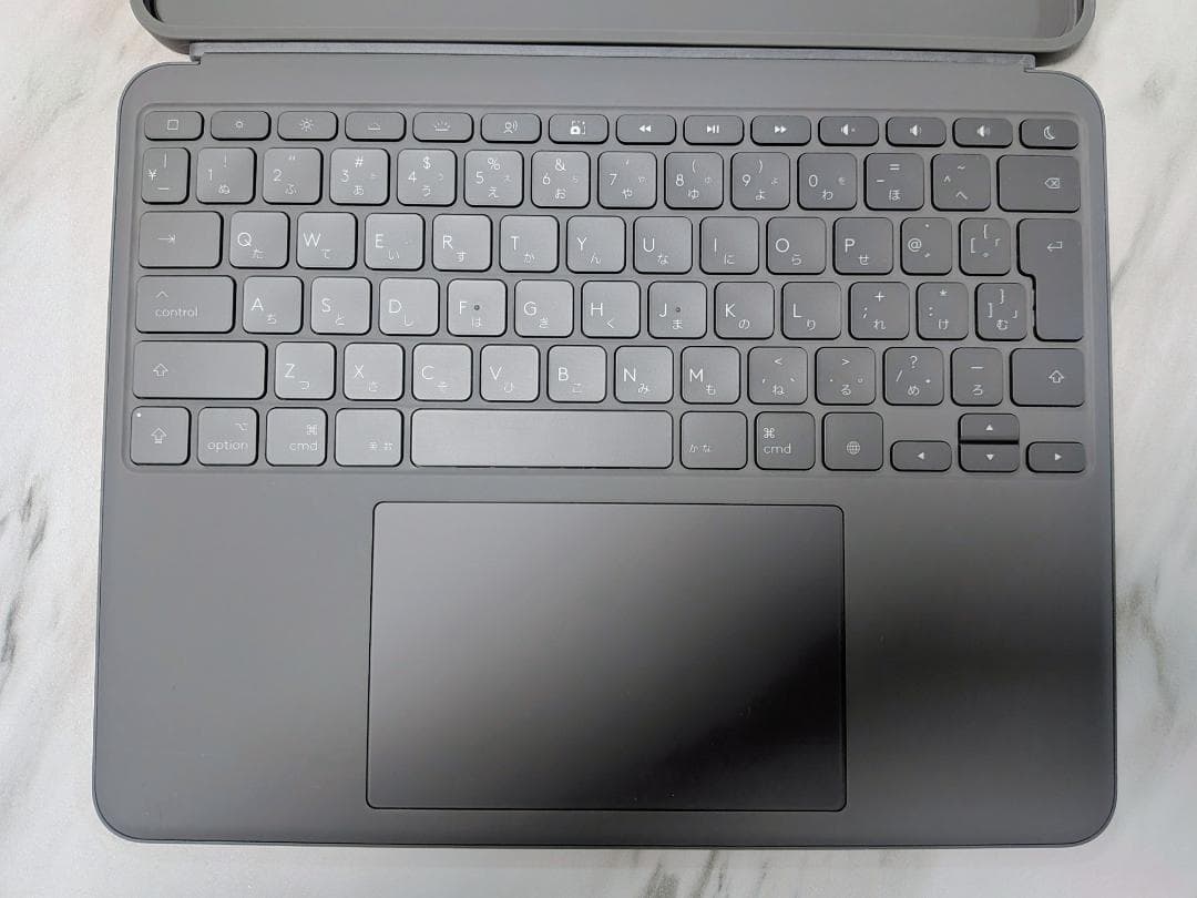 【美品】Combo Touch（iPad Air 13インチ M2用）