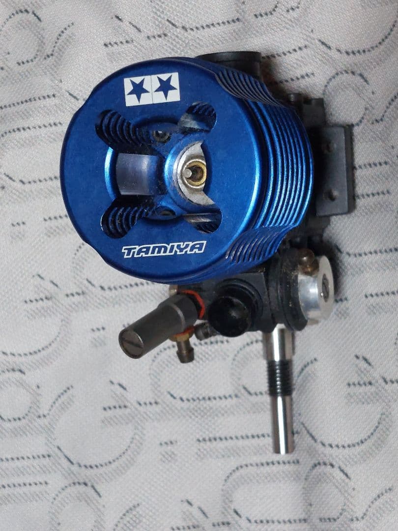 TAMIYA エンジン 青色 MADE IN JAPAN